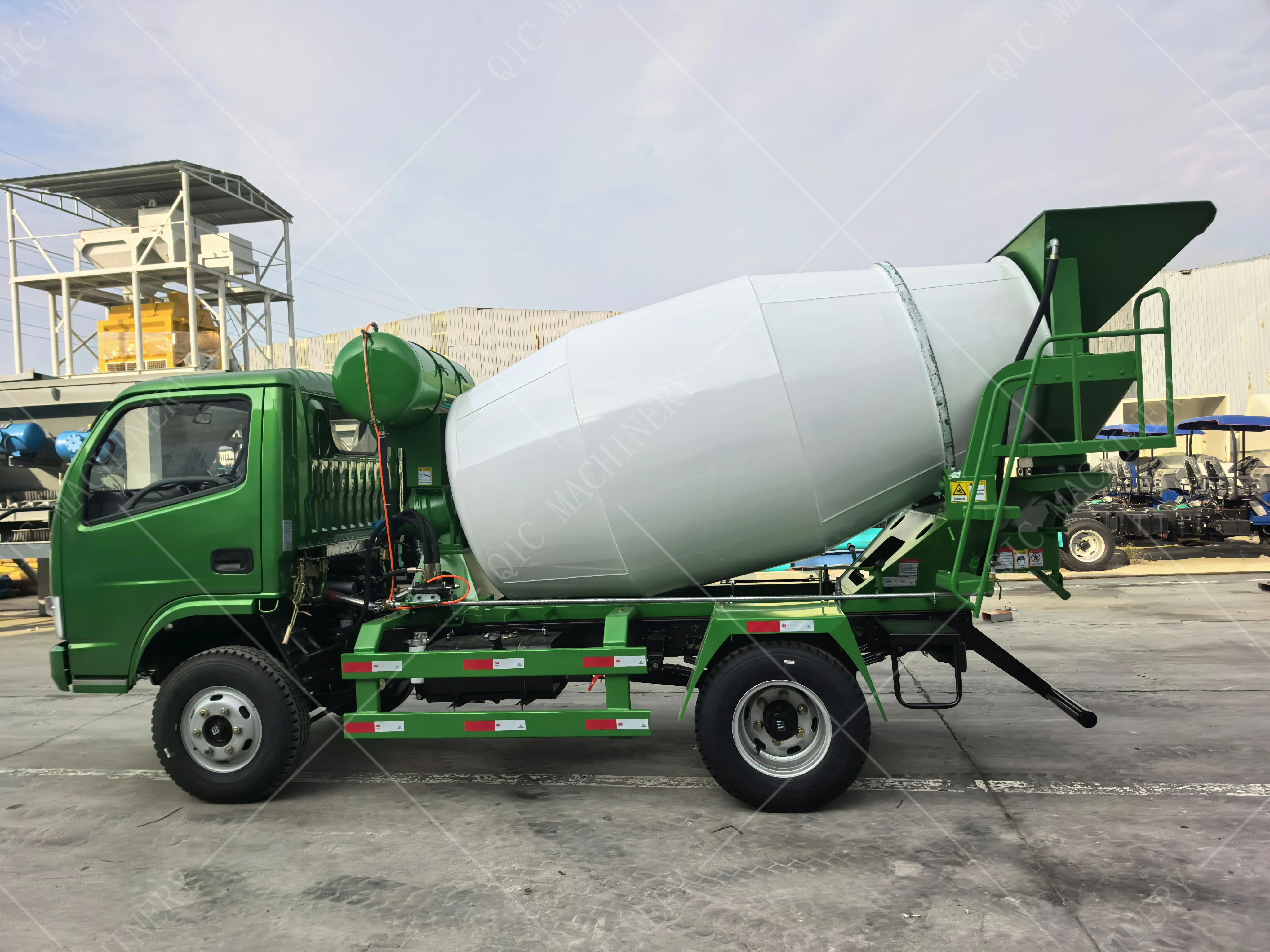 3m³混凝土搅拌运输车